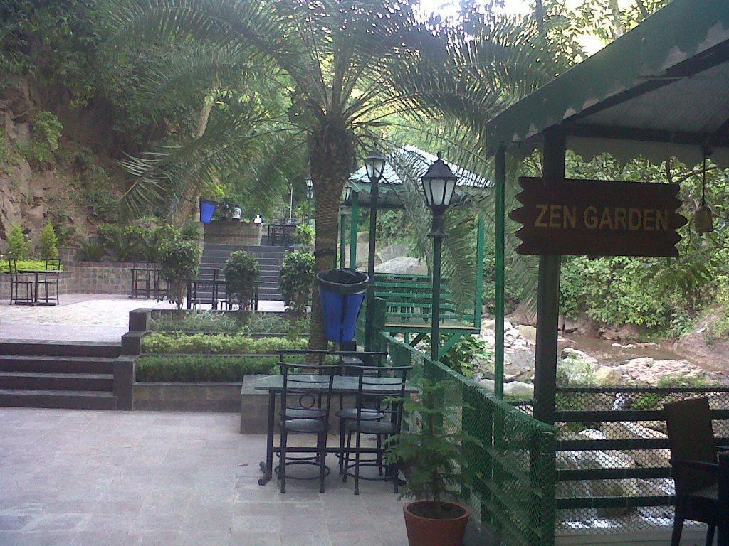 Savoy Greens Kasauli Bagian luar foto