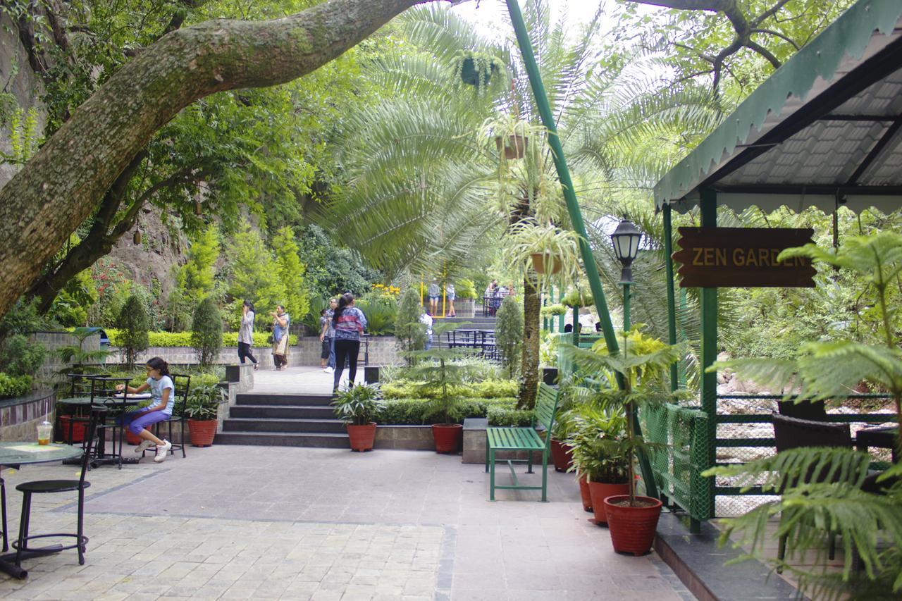 Savoy Greens Kasauli Bagian luar foto