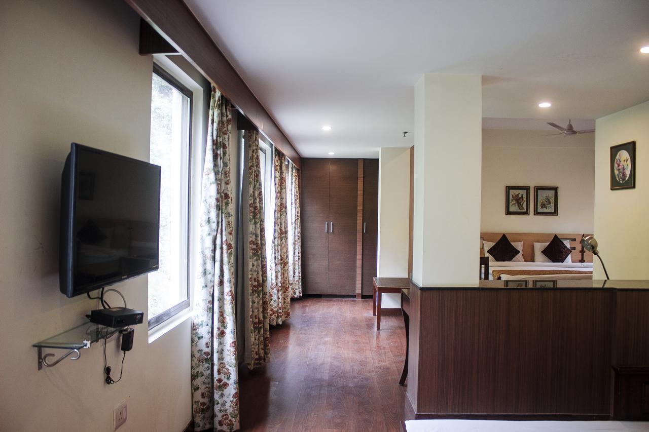 Savoy Greens Kasauli Bagian luar foto