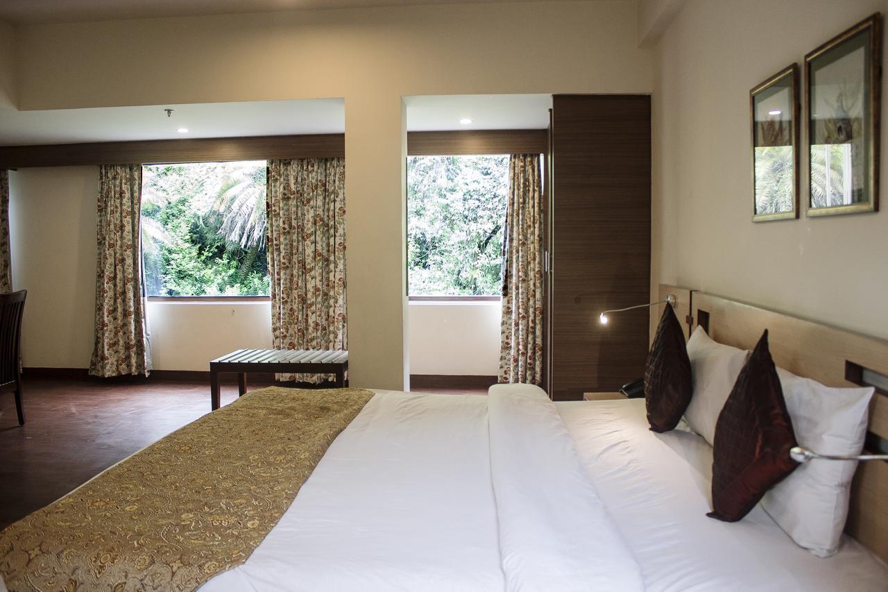 Savoy Greens Kasauli Bagian luar foto